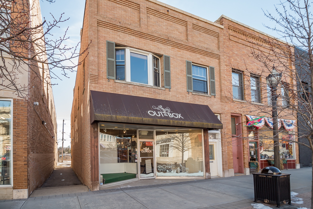 71 N Williams Street