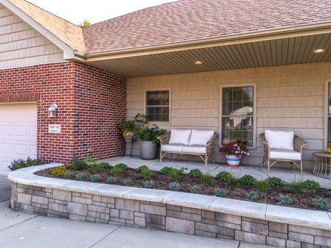 Tiny photo for 36 Lone Oak Court, Bloomington, IL 61705 (MLS # 12496701)