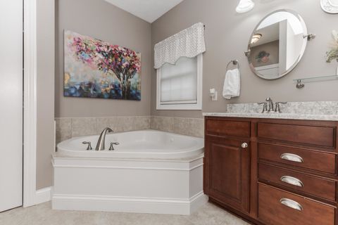 Tiny photo for 36 Lone Oak Court, Bloomington, IL 61705 (MLS # 12496701)