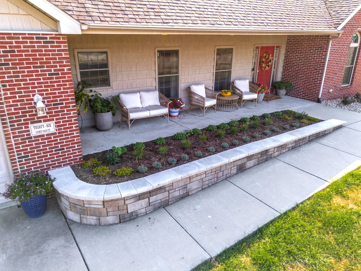 Bloomington, Illinois 61705, United States, 3 Bedrooms Bedrooms, ,3 BathroomsBathrooms,Residential,Active,229190