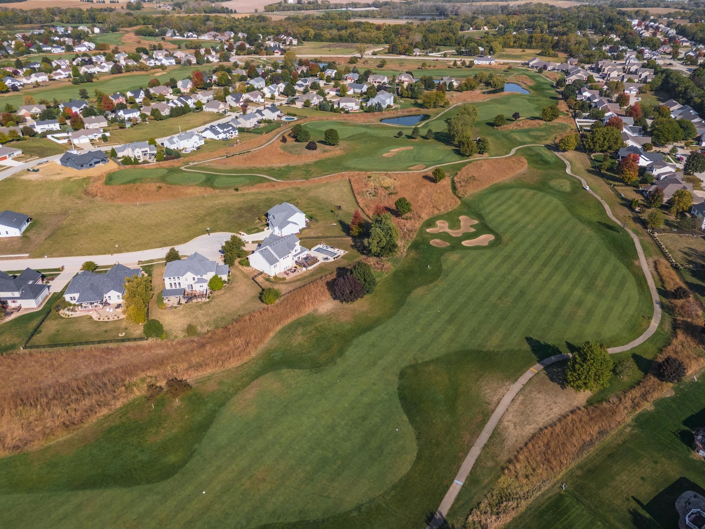 Bloomington, Illinois 61705, United States, 3 Bedrooms Bedrooms, ,3 BathroomsBathrooms,Residential,Active,229190