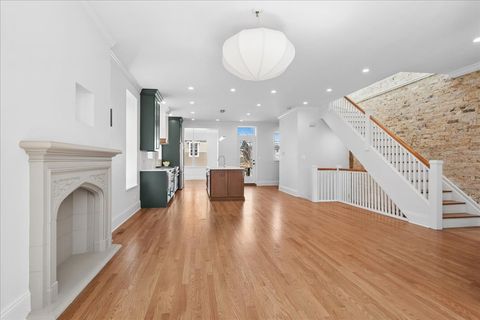 Tiny photo for 723 South Boulevard, Evanston, IL 60202 (MLS # 12595614)