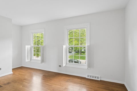 Tiny photo for 15 Nottingham Drive, Lincolnshire, IL 60069 (MLS # 12620510)
