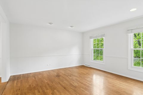 Tiny photo for 15 Nottingham Drive, Lincolnshire, IL 60069 (MLS # 12620510)