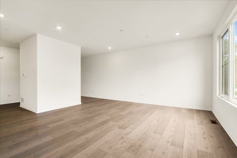 Tiny photo for 104 Sterling Drive, Lincolnshire, IL 60069 (MLS # 12636670)