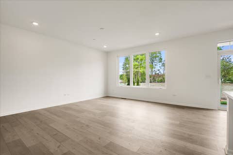 Tiny photo for 104 Sterling Drive, Lincolnshire, IL 60069 (MLS # 12636670)