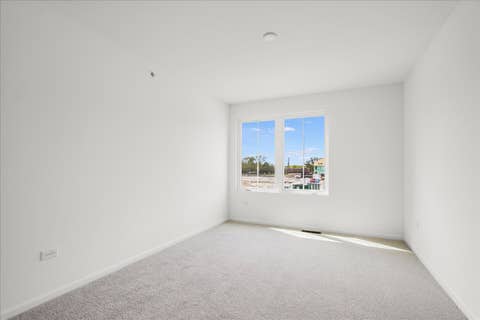 Tiny photo for 104 Sterling Drive, Lincolnshire, IL 60069 (MLS # 12636670)