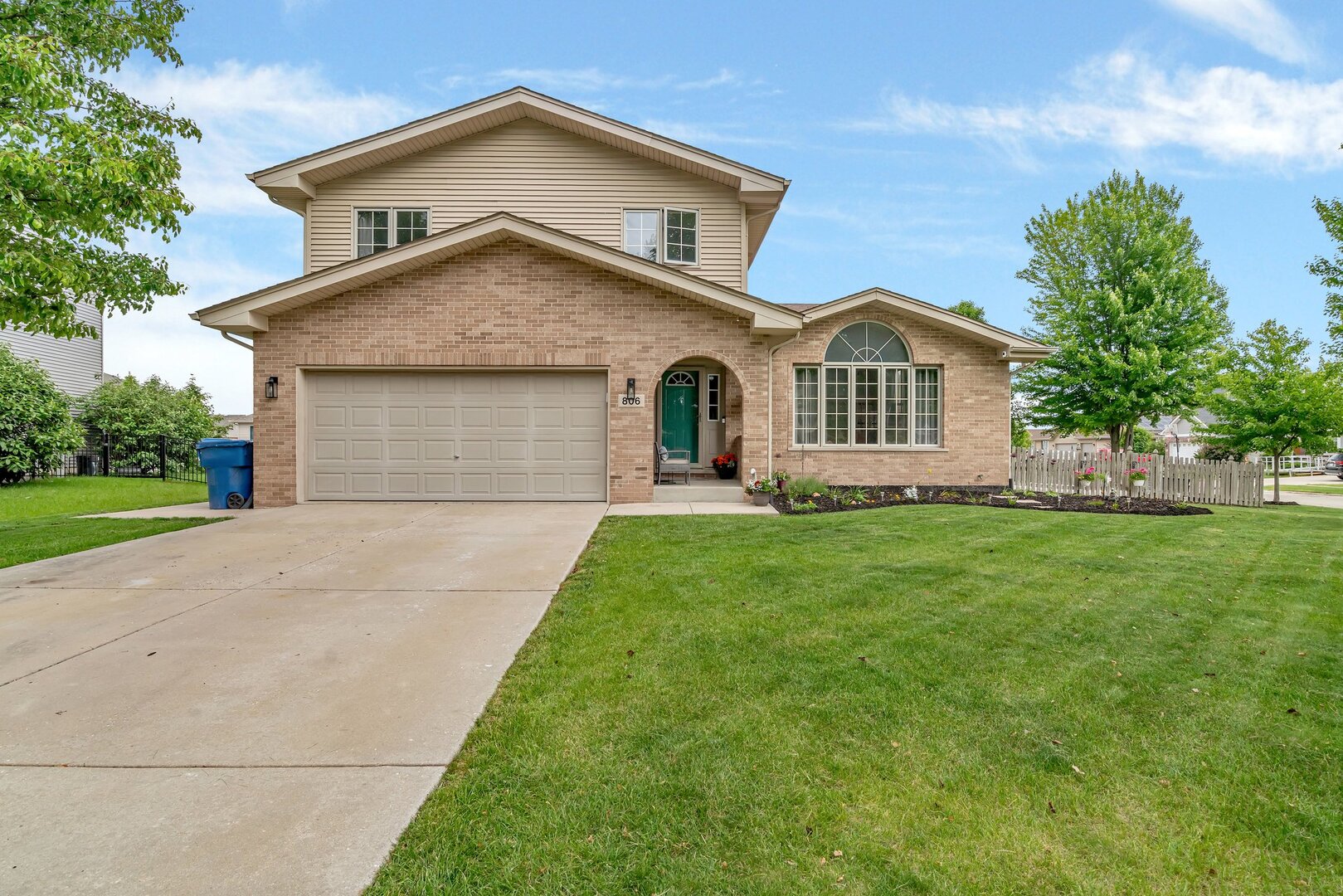 806 Feeney Drive