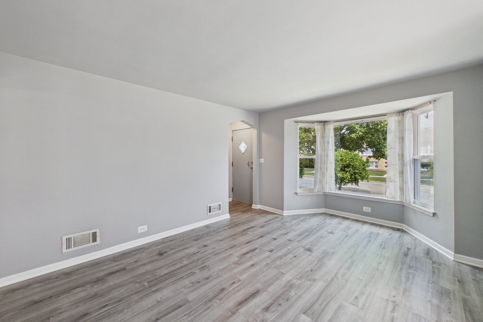 6103 W 35th Street
