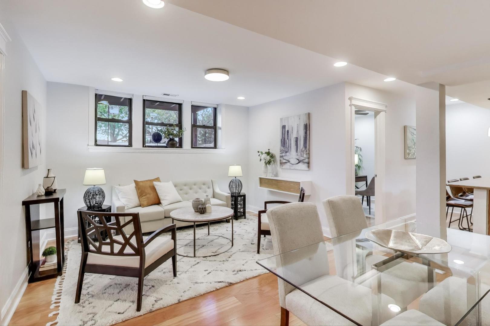 2201 W Winona Street G