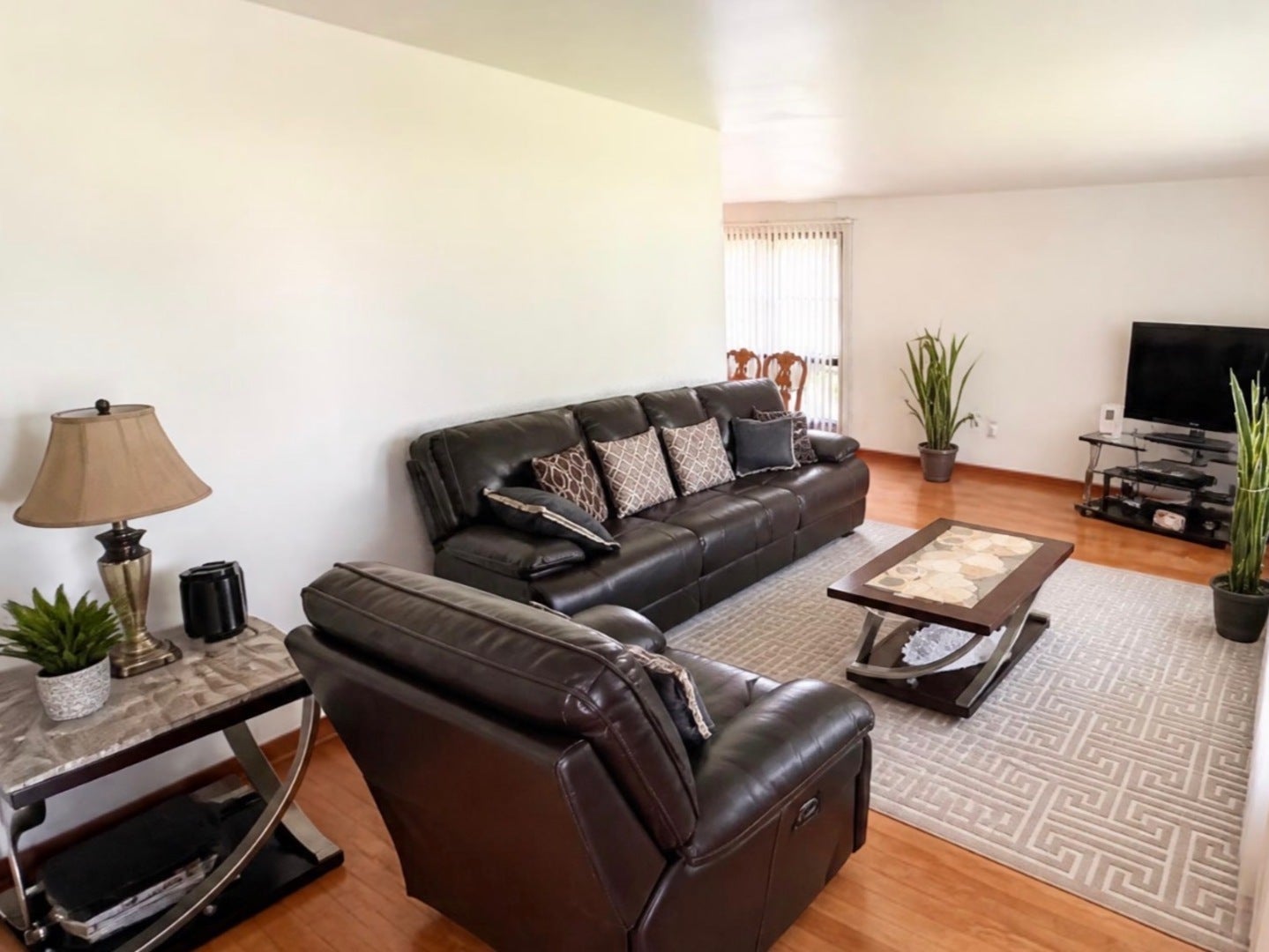 219 E 168th Place E
