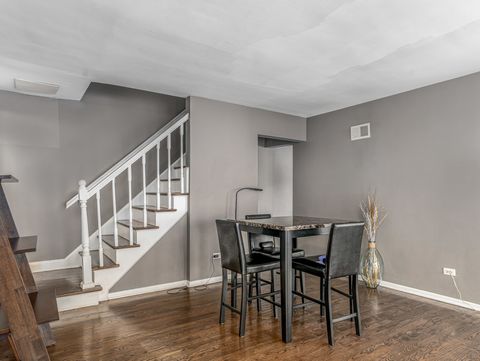 Tiny photo for 1543 Franklin Avenue #B, River Forest, IL 60305 (MLS # 12458426)