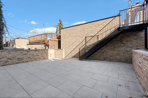 Tiny photo for 3711 N Magnolia Avenue, Chicago, IL 60613 (MLS # 12590008)