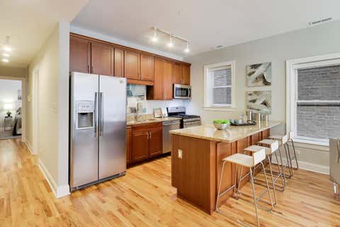 Tiny photo for 4753 N Beacon Street #2, Chicago, IL 60640 (MLS # 12731409)