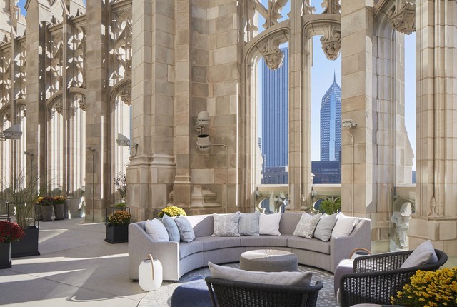 435 N Michigan Avenue 1703