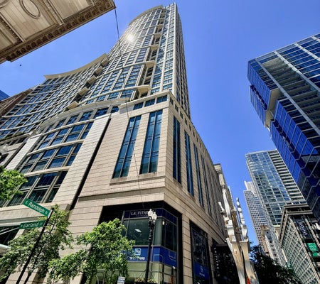 130 N GARLAND CT APT 2110, CHICAGO, IL 60602 - Image 92fd9a03cf3faefdd7fdd875fbdaef2f/2370044774