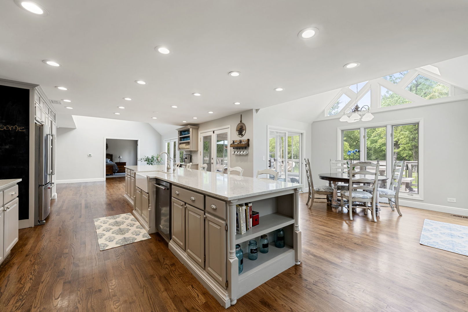 29w280 Old Wayne Court