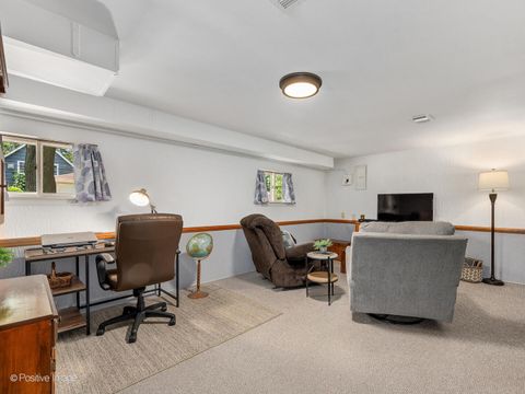 Tiny photo for 740 S La Grange Road, La Grange, IL 60525 (MLS # 12459160)