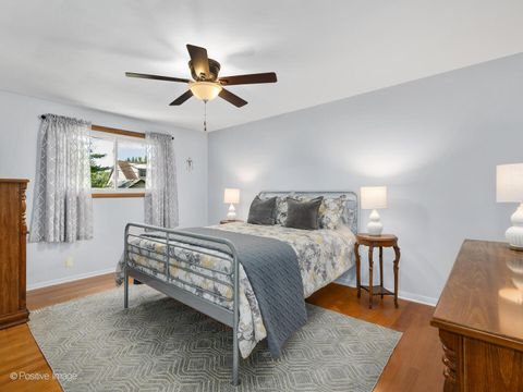 Tiny photo for 740 S La Grange Road, La Grange, IL 60525 (MLS # 12459160)