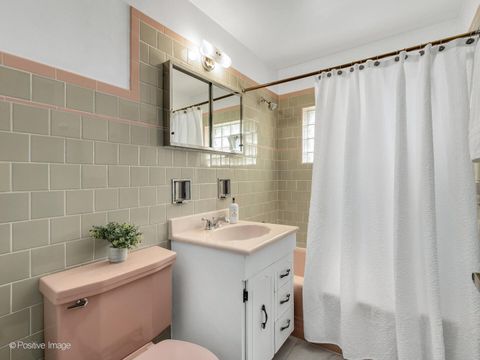 Tiny photo for 740 S La Grange Road, La Grange, IL 60525 (MLS # 12459160)