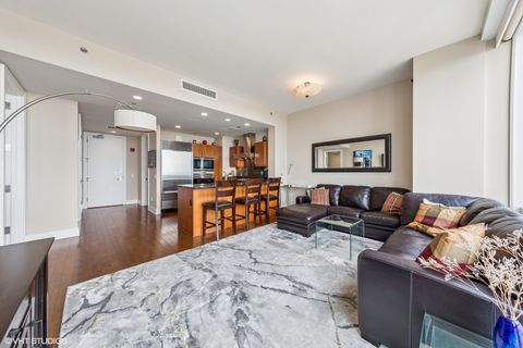Tiny photo for 401 N Wabash Avenue #52B, Chicago, IL 60611 (MLS # 12355380)
