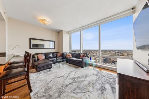 Tiny photo for 401 N Wabash Avenue #52B, Chicago, IL 60611 (MLS # 12355380)
