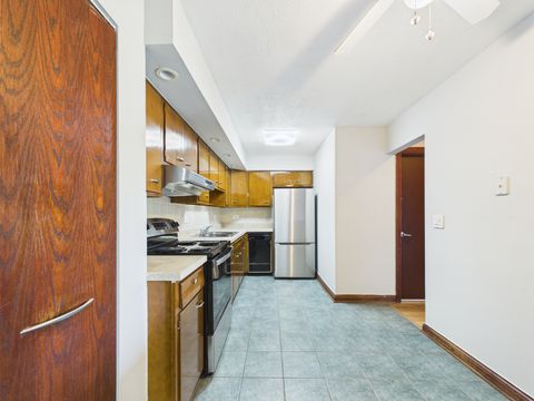 Tiny photo for 2222 S Goebbert Road #358, Arlington Heights, IL 60005 (MLS # 12661896)