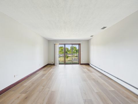 Tiny photo for 2222 S Goebbert Road #358, Arlington Heights, IL 60005 (MLS # 12661896)