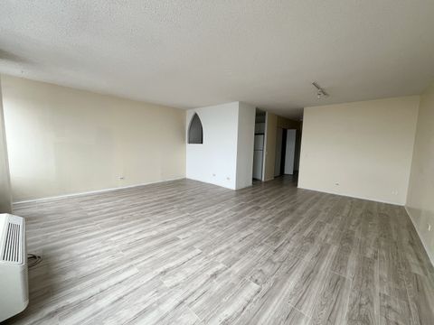 Tiny photo for 5320 N Sheridan Road #2110, Chicago, IL 60640 (MLS # 12552523)