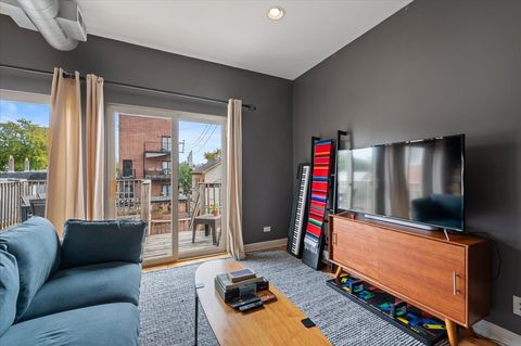 Tiny photo for 925 S ABERDEEN Street #3, Chicago, IL 60607 (MLS # 12560589)