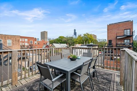 Tiny photo for 925 S ABERDEEN Street #3, Chicago, IL 60607 (MLS # 12560589)