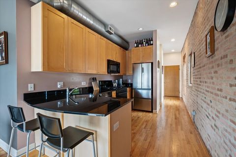 Tiny photo for 925 S ABERDEEN Street #3, Chicago, IL 60607 (MLS # 12560589)