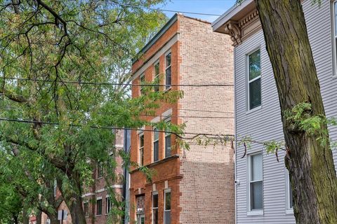Tiny photo for 925 S ABERDEEN Street #3, Chicago, IL 60607 (MLS # 12560589)