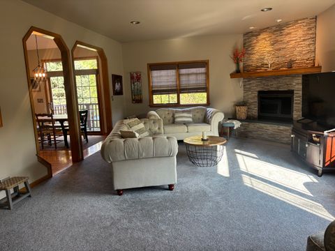 Tiny photo for 2S590 Seraph Holmes Court, Warrenville, IL 60555 (MLS # 12592846)