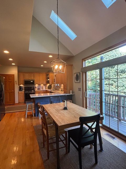 Tiny photo for 2S590 Seraph Holmes Court, Warrenville, IL 60555 (MLS # 12592846)