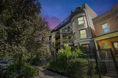 Tiny photo for 5219 N Winthrop Avenue #1N, Chicago, IL 60640 (MLS # 12474470)