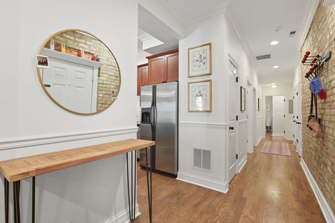 Tiny photo for 5219 N Winthrop Avenue #1N, Chicago, IL 60640 (MLS # 12474470)