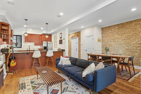 Tiny photo for 5219 N Winthrop Avenue #1N, Chicago, IL 60640 (MLS # 12474470)