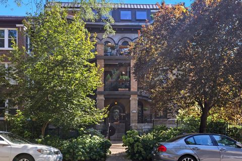Tiny photo for 5219 N Winthrop Avenue #1N, Chicago, IL 60640 (MLS # 12474470)