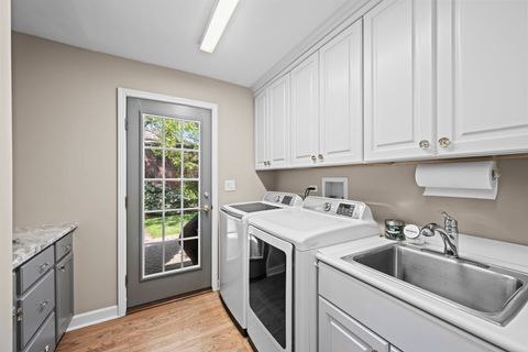 Tiny photo for 508 W MARION Street, Prospect Heights, IL 60070 (MLS # 12628981)