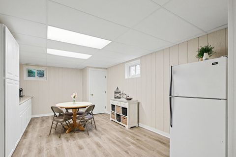 Tiny photo for 508 W MARION Street, Prospect Heights, IL 60070 (MLS # 12628981)