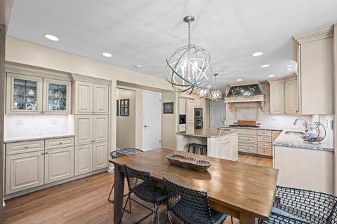 Tiny photo for 508 W MARION Street, Prospect Heights, IL 60070 (MLS # 12628981)