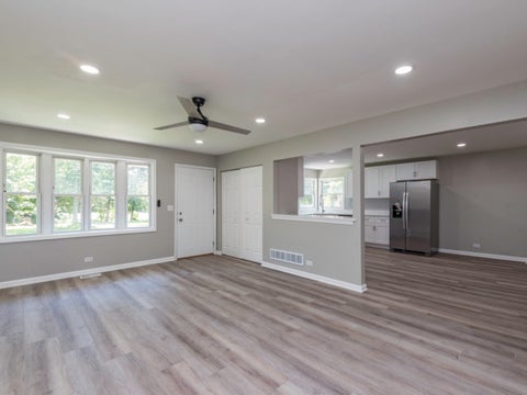 Tiny photo for 10350 W California Avenue, Beach Park, IL 60099 (MLS # 12735526)