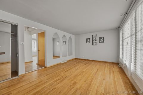 Tiny photo for 7935 S Blackstone Avenue, Chicago, IL 60619 (MLS # 12578613)