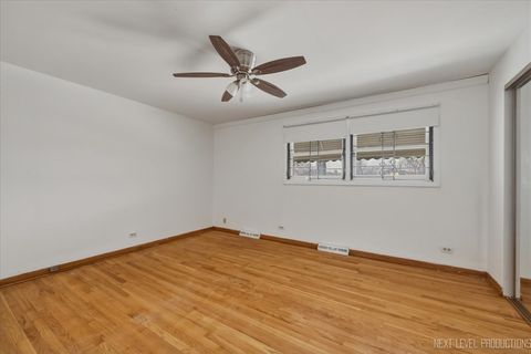Tiny photo for 7935 S Blackstone Avenue, Chicago, IL 60619 (MLS # 12578613)
