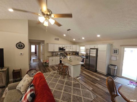 Tiny photo for 6 BROOKHAVEN Drive, Mt Vernon, IL 62864 (MLS # 12608118)