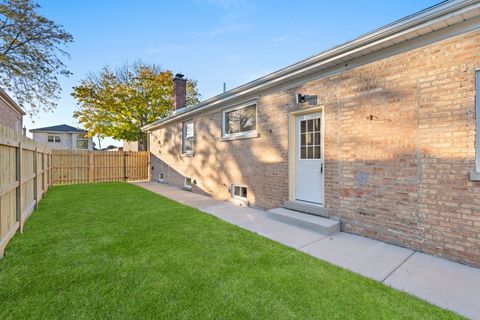 Tiny photo for 1619 N 20th Avenue, Melrose Park, IL 60160 (MLS # 12528983)