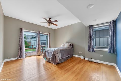 Tiny photo for 7246 N Meade Avenue, Chicago, IL 60646 (MLS # 12507255)