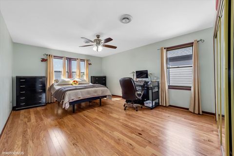 Tiny photo for 7246 N Meade Avenue, Chicago, IL 60646 (MLS # 12507255)