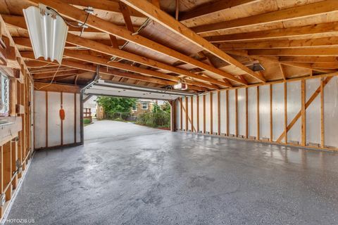 Tiny photo for 7246 N Meade Avenue, Chicago, IL 60646 (MLS # 12507255)